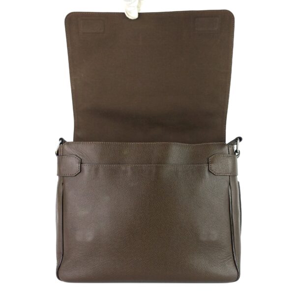 LOUIS VUITTON Roman MM Taiga Leather Messenger Bag | Luna Bags