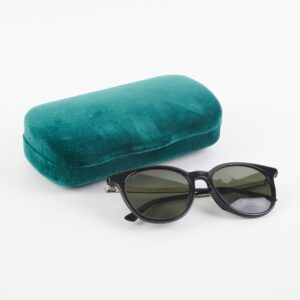 Gucci Black Sunglasses | Luna Bags