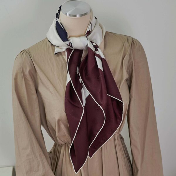 Hermes bride de gala silk scarf maroon cream | Luna Bags