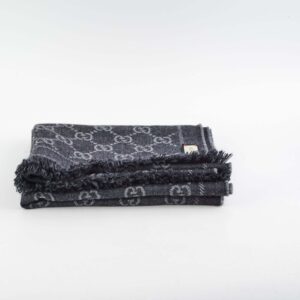 Gucci GG Supreme Scarf black | Luna Bags