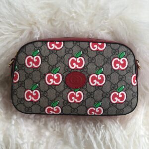 Gucci GG Supreme Canvas Apple Shoulder Bag | Luna Bags