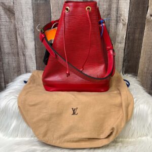 Handbag Luxury Designer By Louis Vuitton  Size: Large | Luna Bags