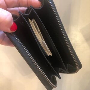 Gucci 80s Small Zip Around Card Case in Black | Luna Bags