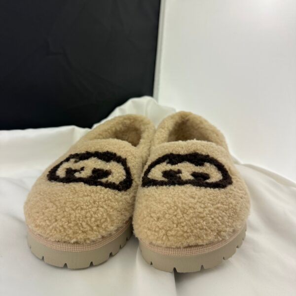 Gucci Interlocking GG Shearling Trim Loafers in Cream | Luna Bags