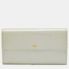 LOUIS VUITTON Silver Monogram Vernis Sarah Wallet | Luna Bags - Image 8