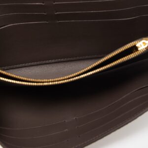 LOUIS VUITTON Galet Taurillion Leather Capucines Wallet | Luna Bags