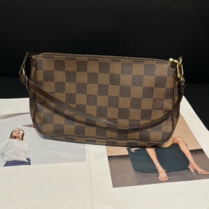 Louis Vuitton Damier Pochette Accessories Brown Handbag | Luna Bags