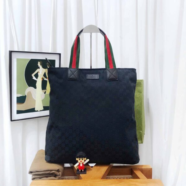 Gucci GG Black Canvas Tote Bag | Luna Bags