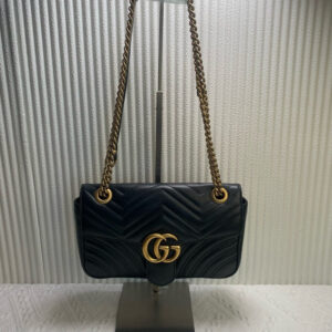Gucci GG Marmont Black Quilted Shoulder Bag 27cm - Preloved Designer Handbag | Luna Bags