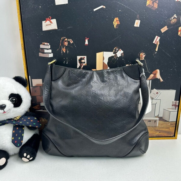 Gucci Black Hobo Bag in Leather | Luna Bags