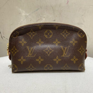 Louis Vuitton Monogram Wash Bag PM Brown | Luna Bags