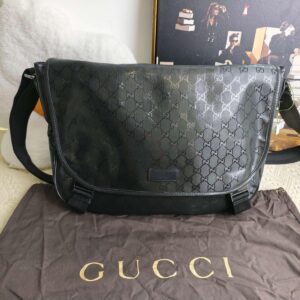 Gucci Black GG Printed Canvas Messenger Bag | Luna Bags