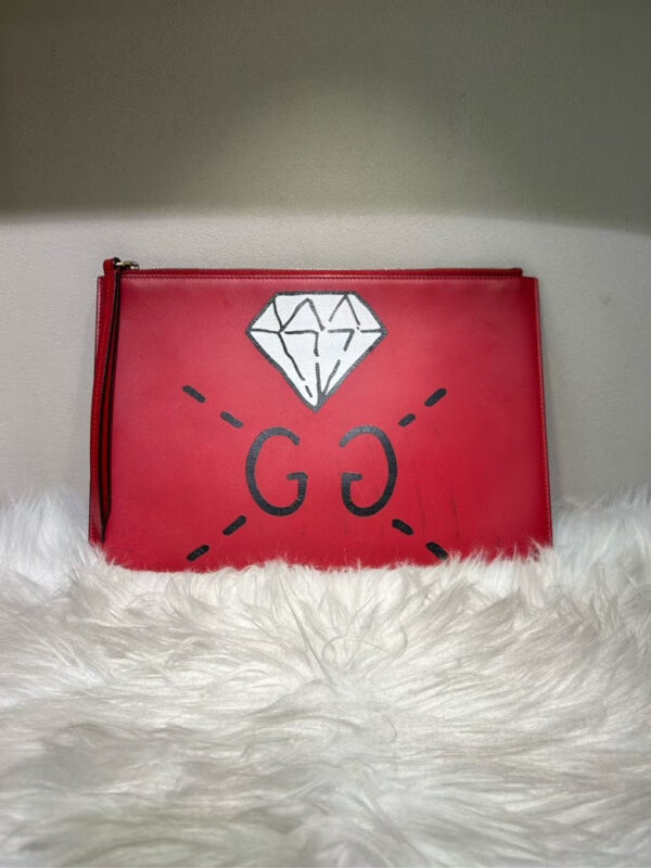 Gucci GG Diamond Red Clutch Bag - Pre-Loved Designer Handbag Sale | Luna Bags