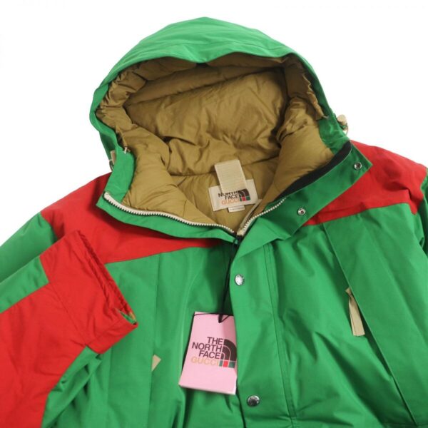 GUCCI Down jacket Outer: 100% polyester, Part: Polyurethane, Outer: 73% nylon, Outer: 27% cotton, Lining: 100% nylon Green x red mens M Used | Luna Bags